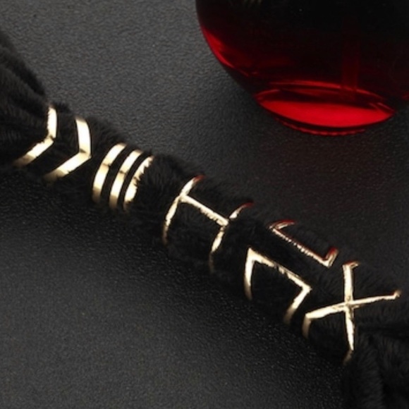 🎁 5/$35 || Striking Geometric Gold Midi Rings Set - Picture 5 of 8